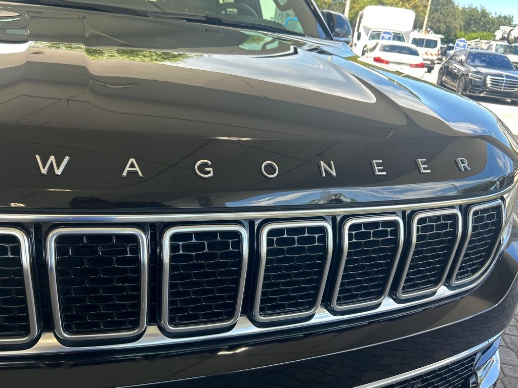 2024 Jeep Wagoneer L Series II photo 13