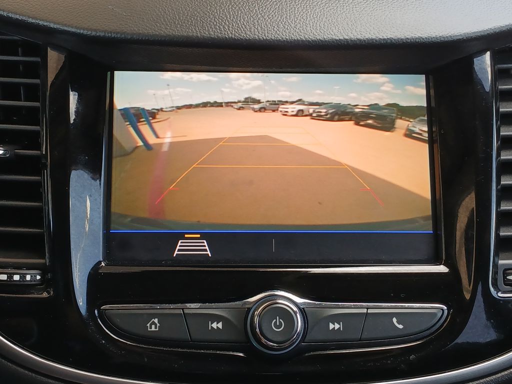 2022 Chevrolet Trax LT photo 14