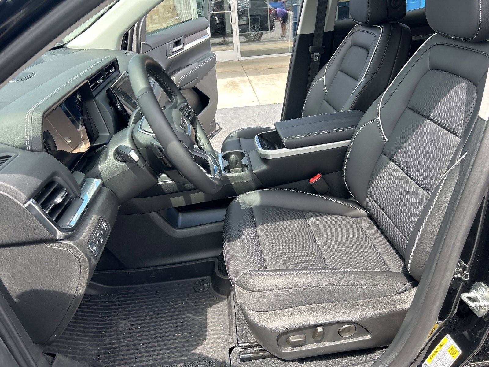 2026 Gmc Terrain Denali photo 22