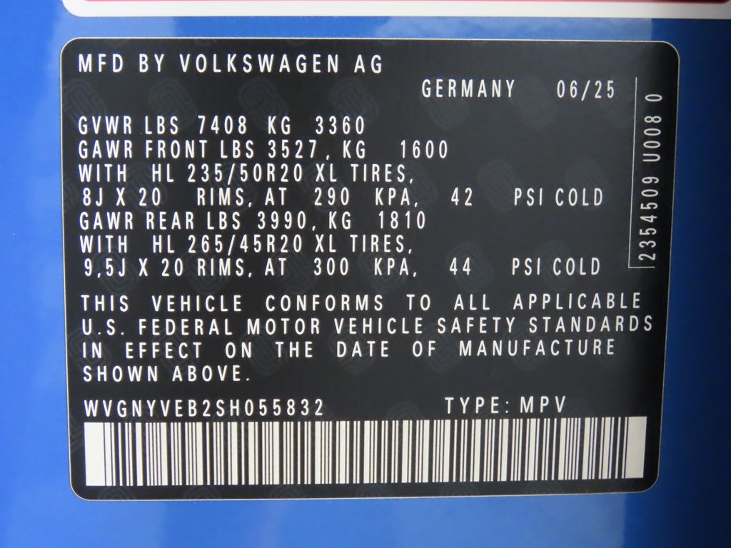 2025 Volkswagen ID. Buzz Pro Plus photo 26