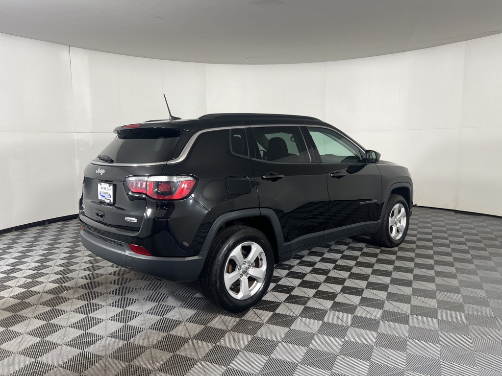 2019 Jeep Compass Latitude photo 9