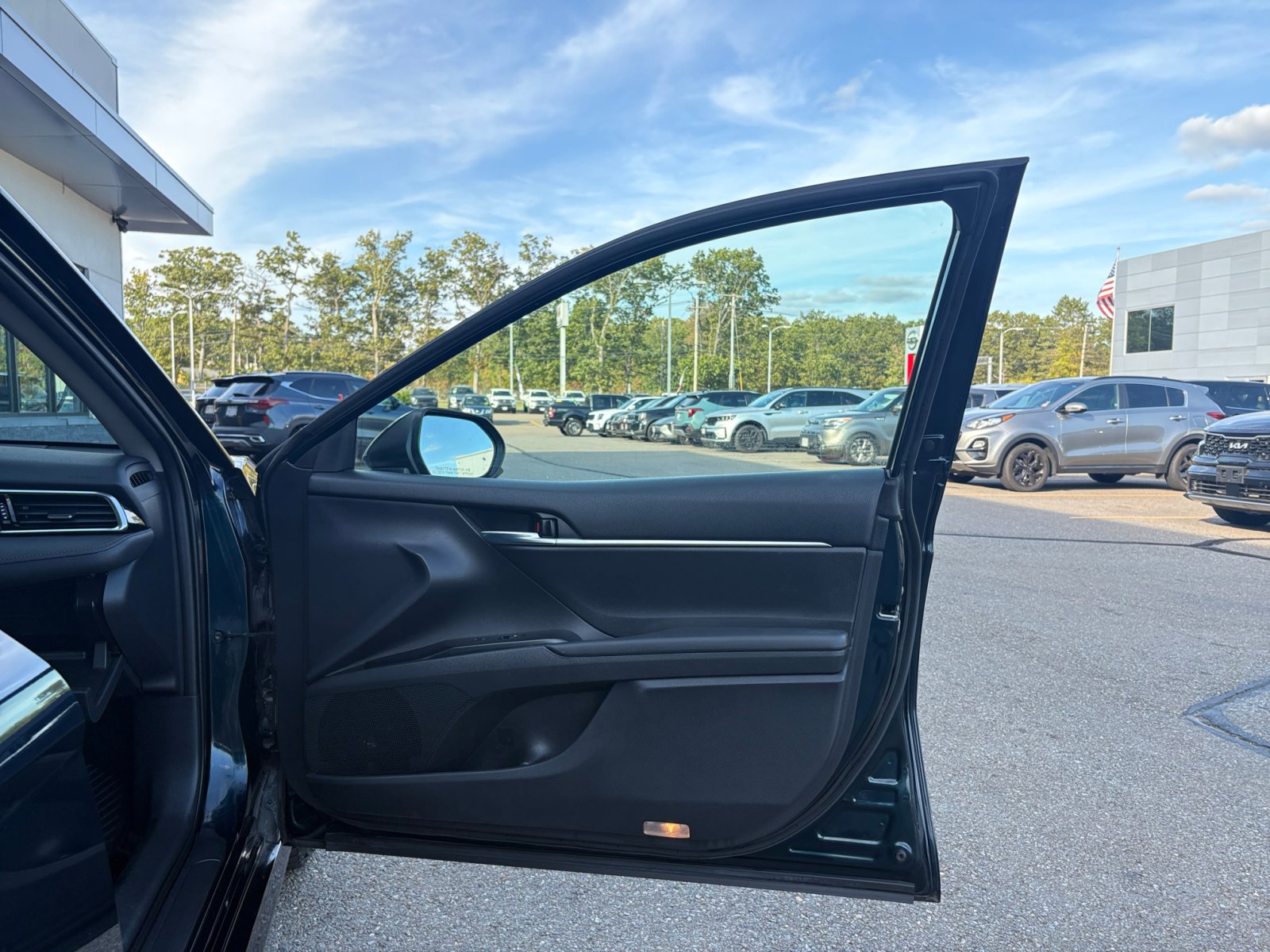 2018 Toyota Camry L photo 29