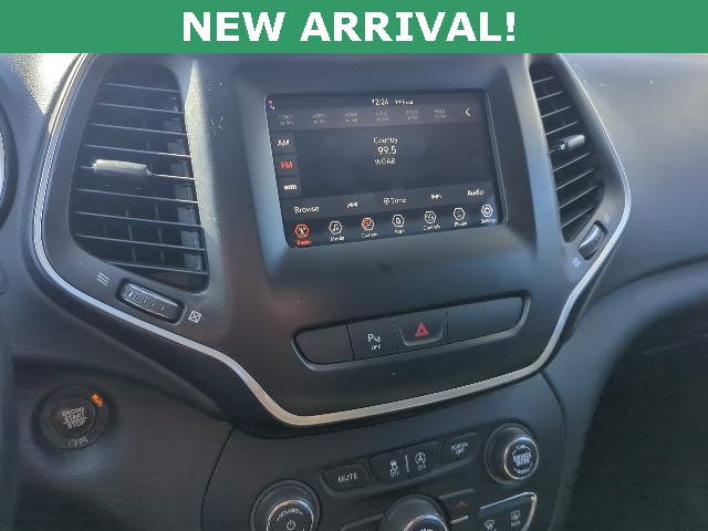 2020 Jeep Cherokee Altitude photo 10