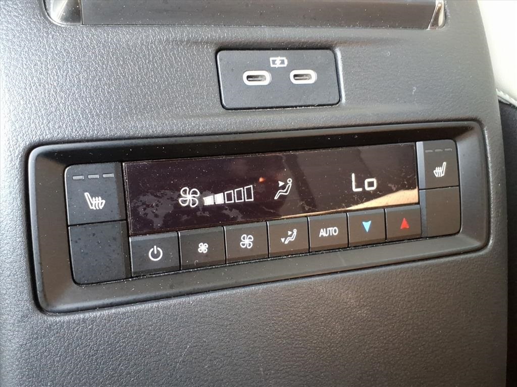 2024 Mazda CX-90 Premium Plus photo 20