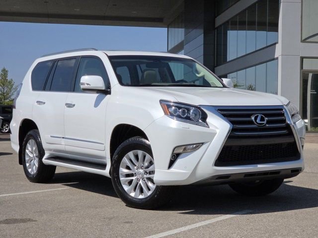 2019 Lexus GX 460 photo 2