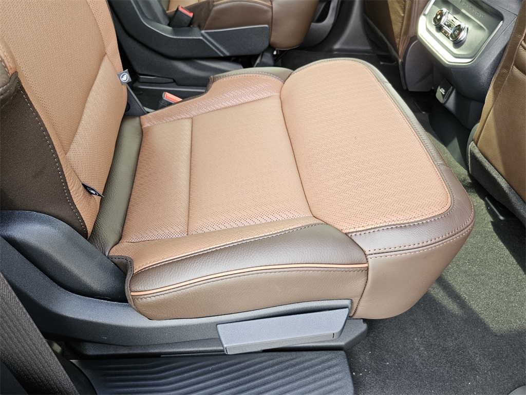 2025 Ford Expedition King Ranch photo 32