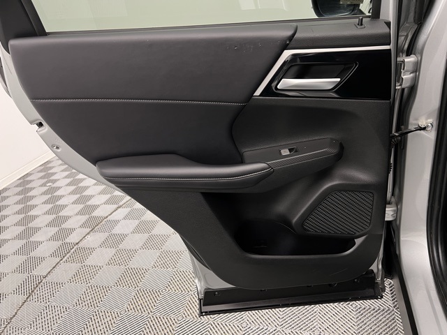 2024 Mitsubishi Outlander SE Ralliart photo 39