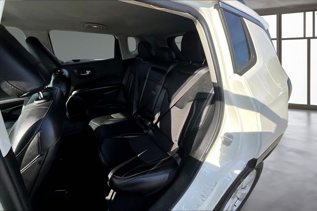 2019 Jeep Compass Latitude photo 25