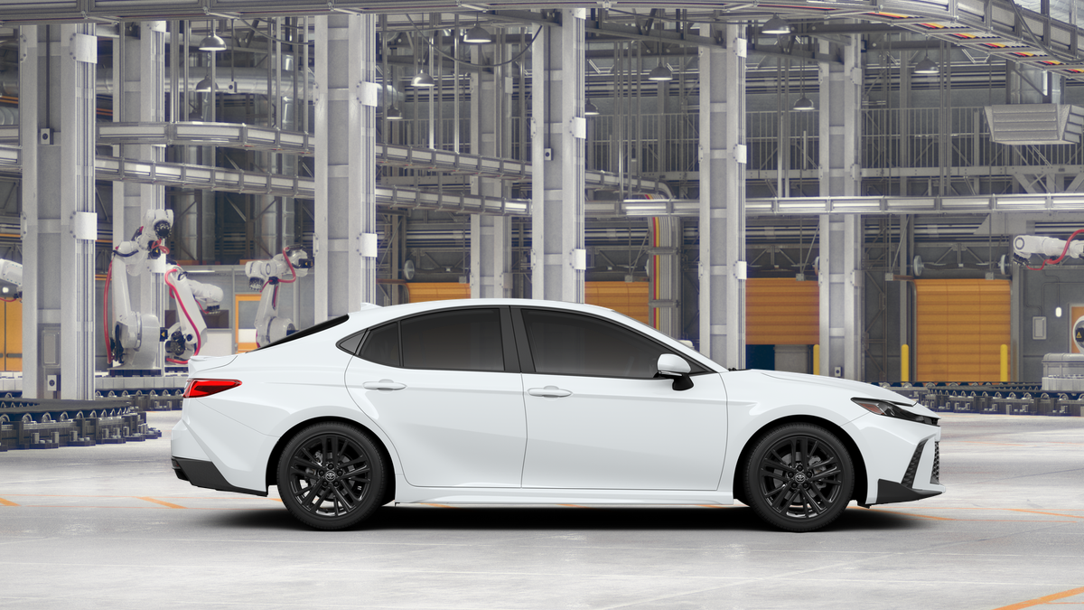 2025 Toyota Camry SE photo 12