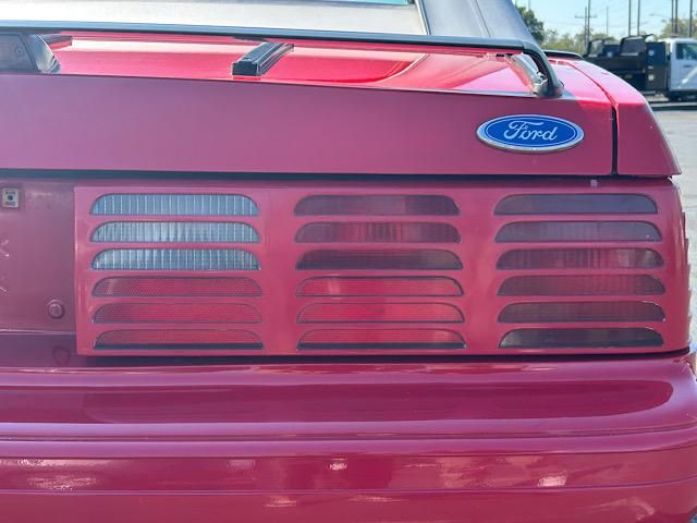 1992 Ford Mustang GT photo 38