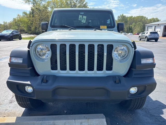 2024 Jeep Wrangler Sport photo 2
