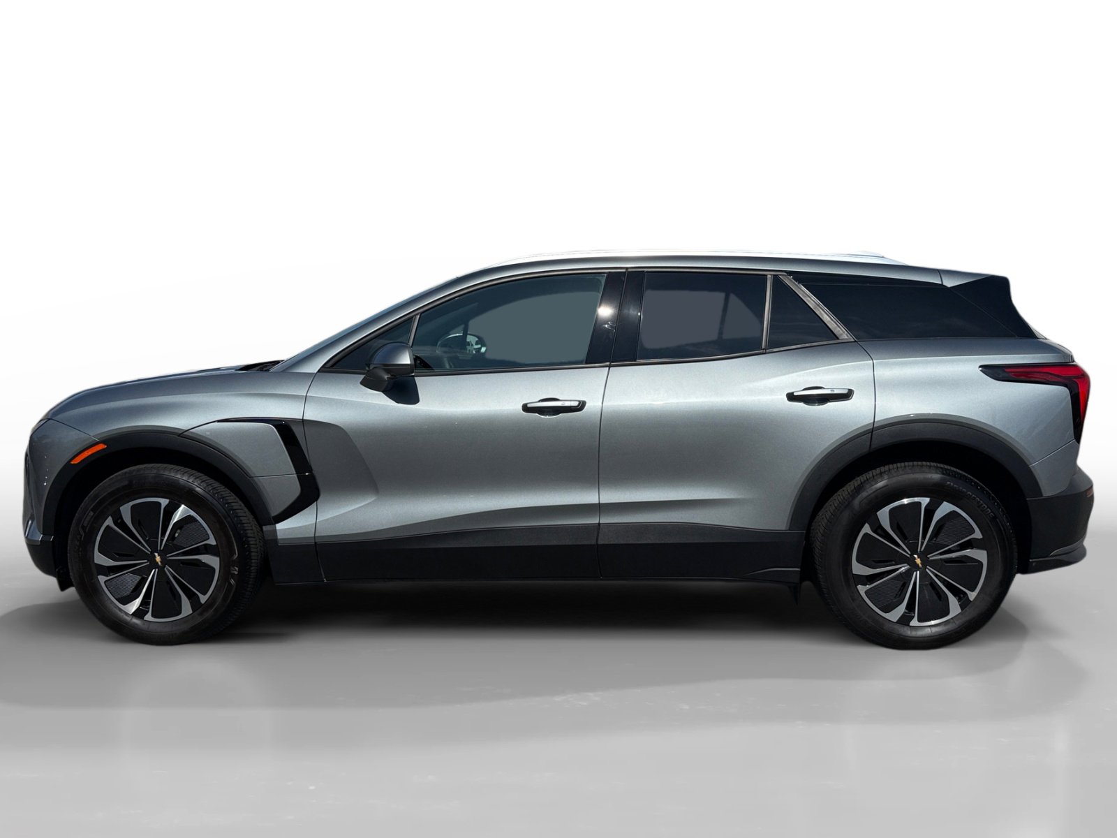 2024 Chevrolet Blazer EV photo 2
