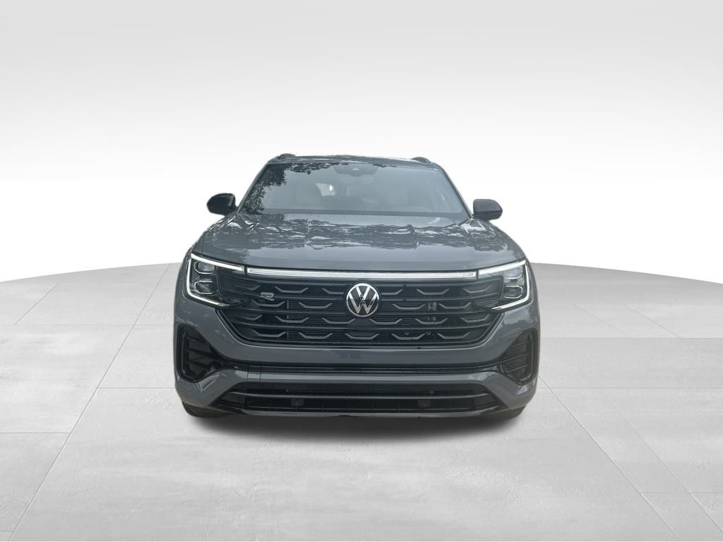 2026 Volkswagen Atlas Cross Sport SEL R-Line photo 3