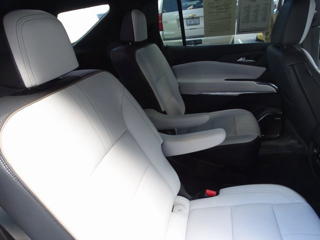 2024 Chevrolet Traverse Premier photo 13