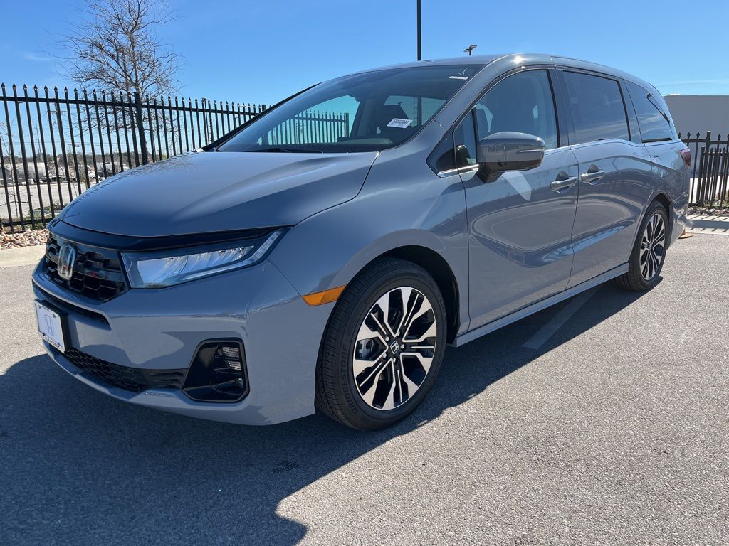 2026 Honda Odyssey Elite's photo