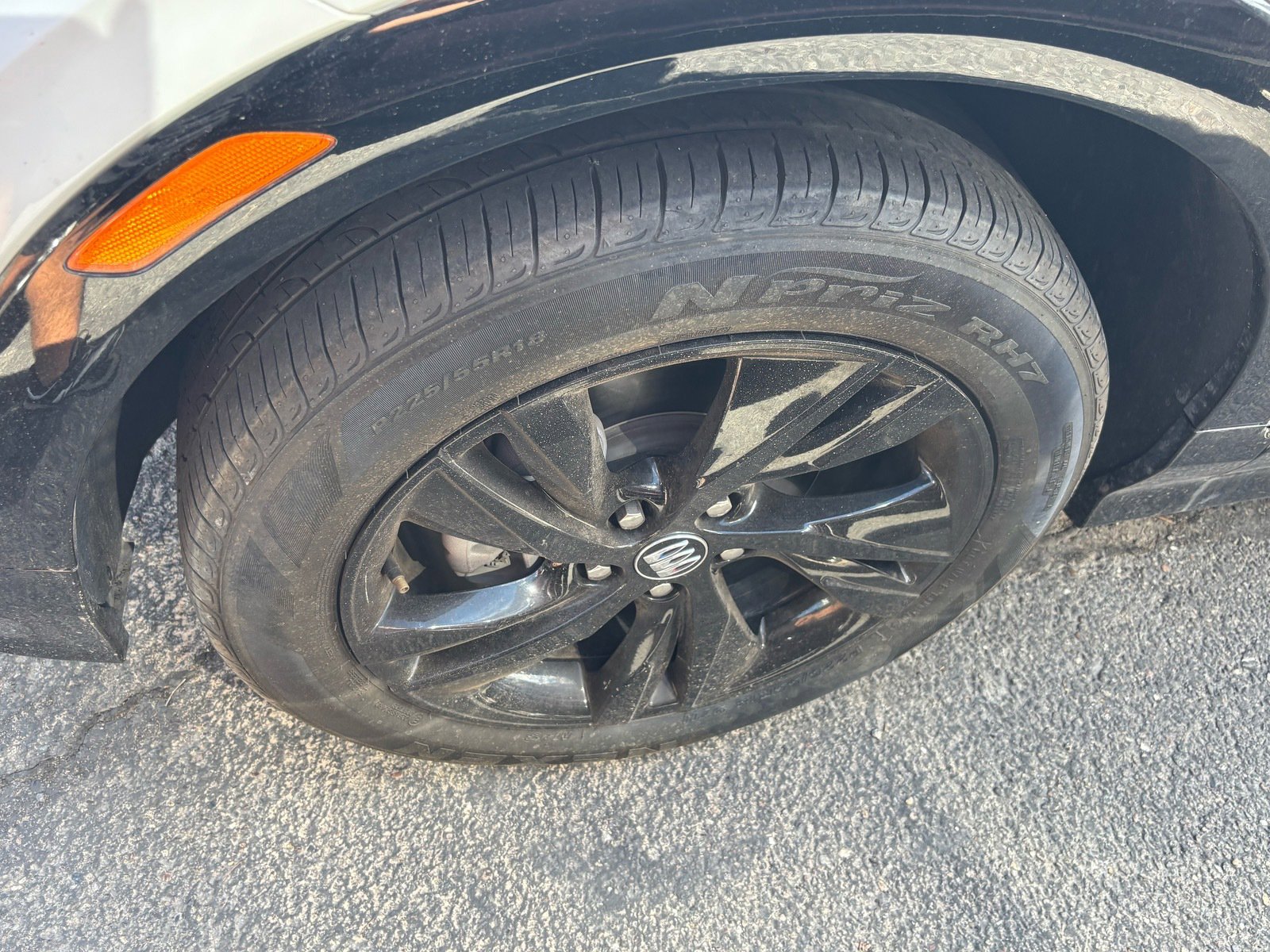 2024 Buick Encore GX Sport Touring photo 4