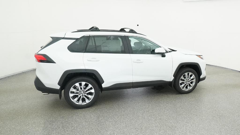 2025 Toyota RAV4 XLE Premium photo 24