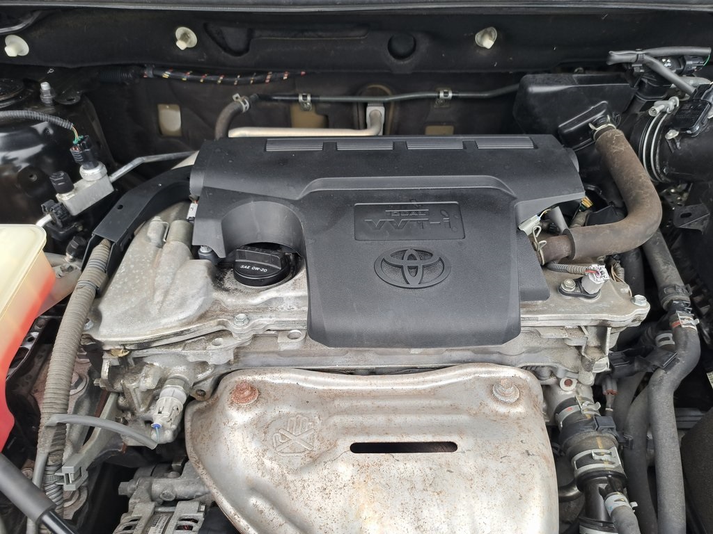 2014 Toyota RAV4 Limited photo 27