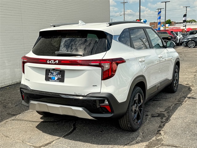 2026 Kia Seltos EX photo 4