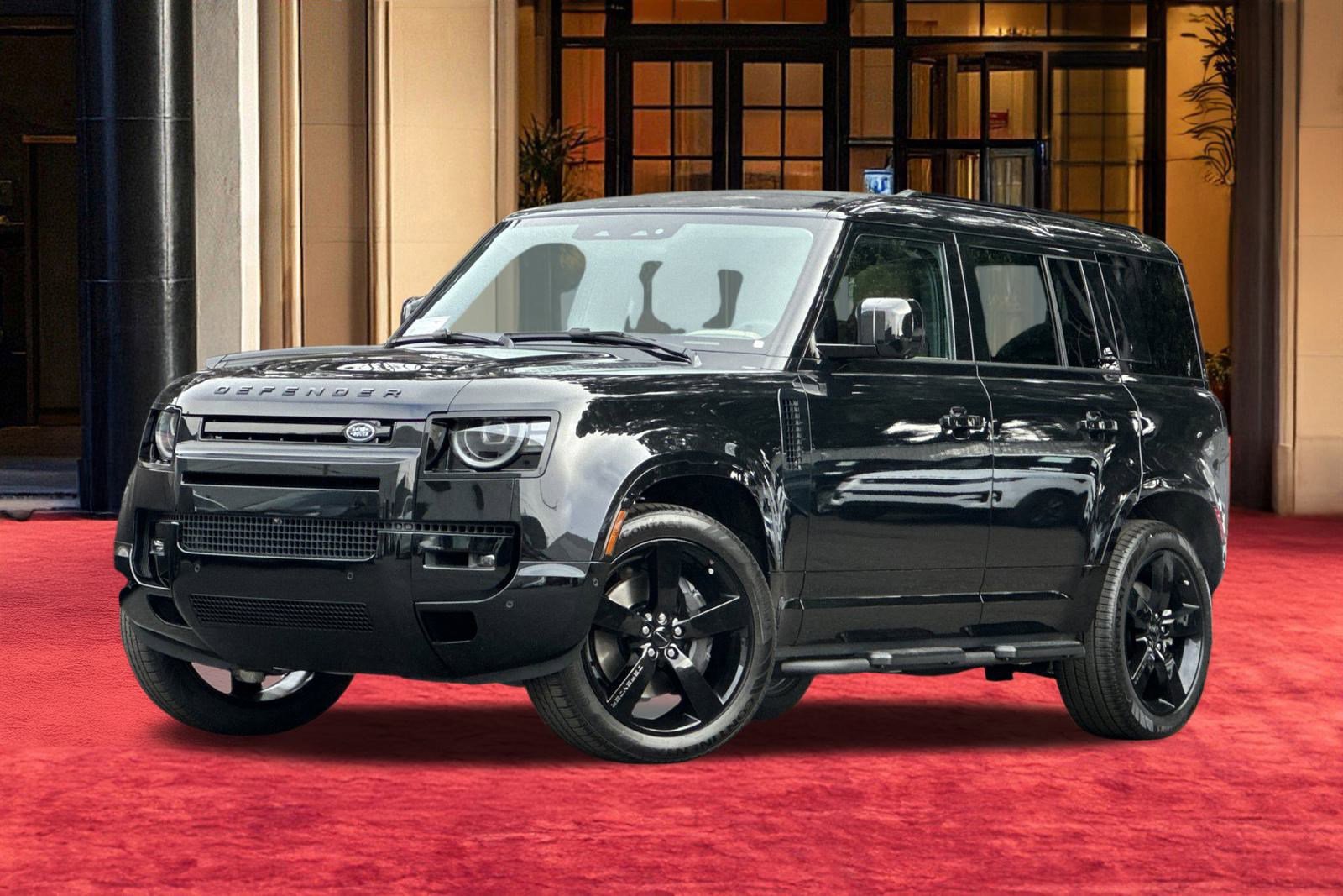 2026 Land Rover Defender X-Dynamic SE's photo