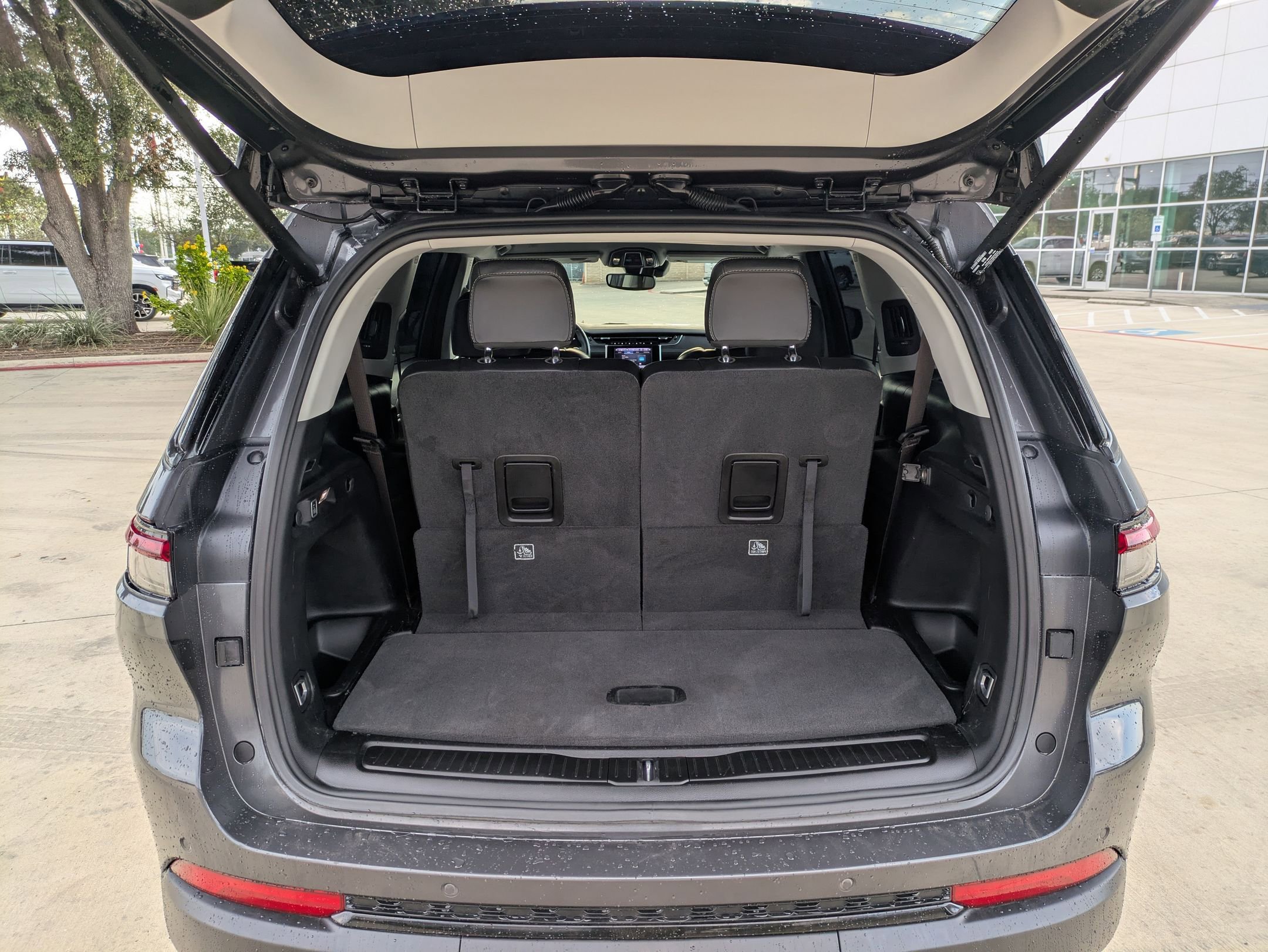 2022 Jeep Grand Cherokee Limited photo 23