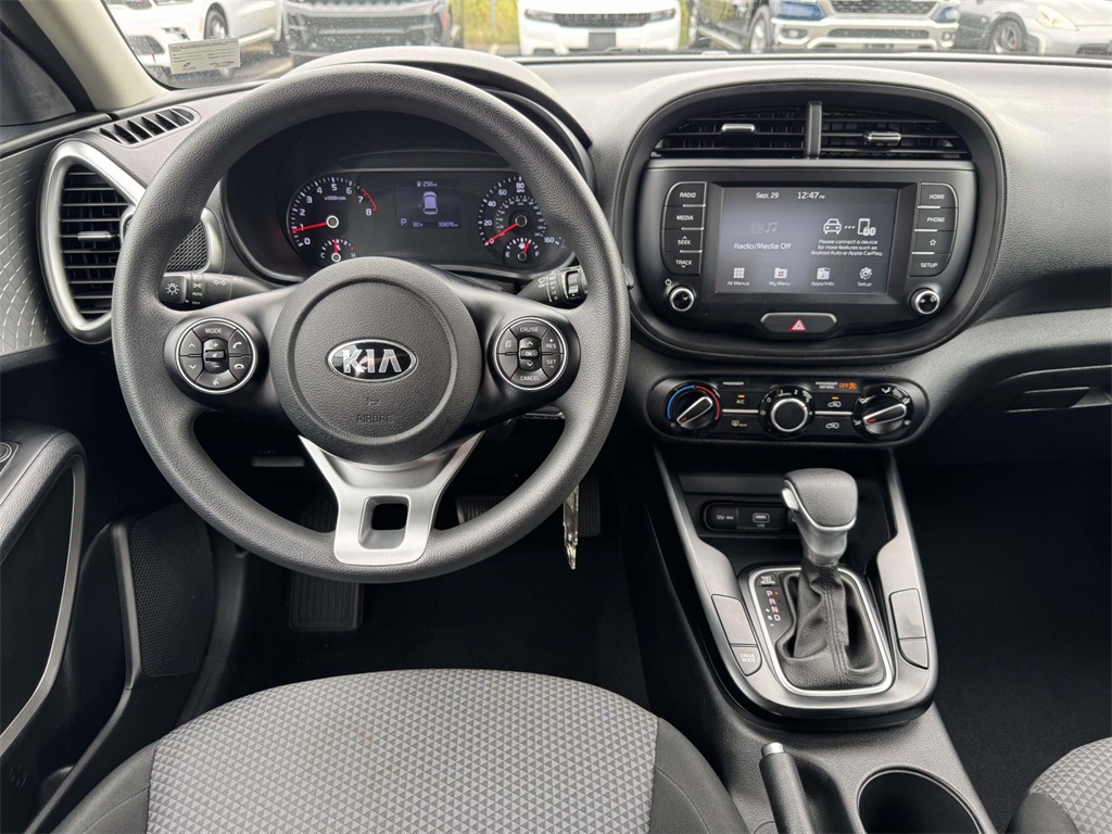 2021 Kia Soul LX photo 15