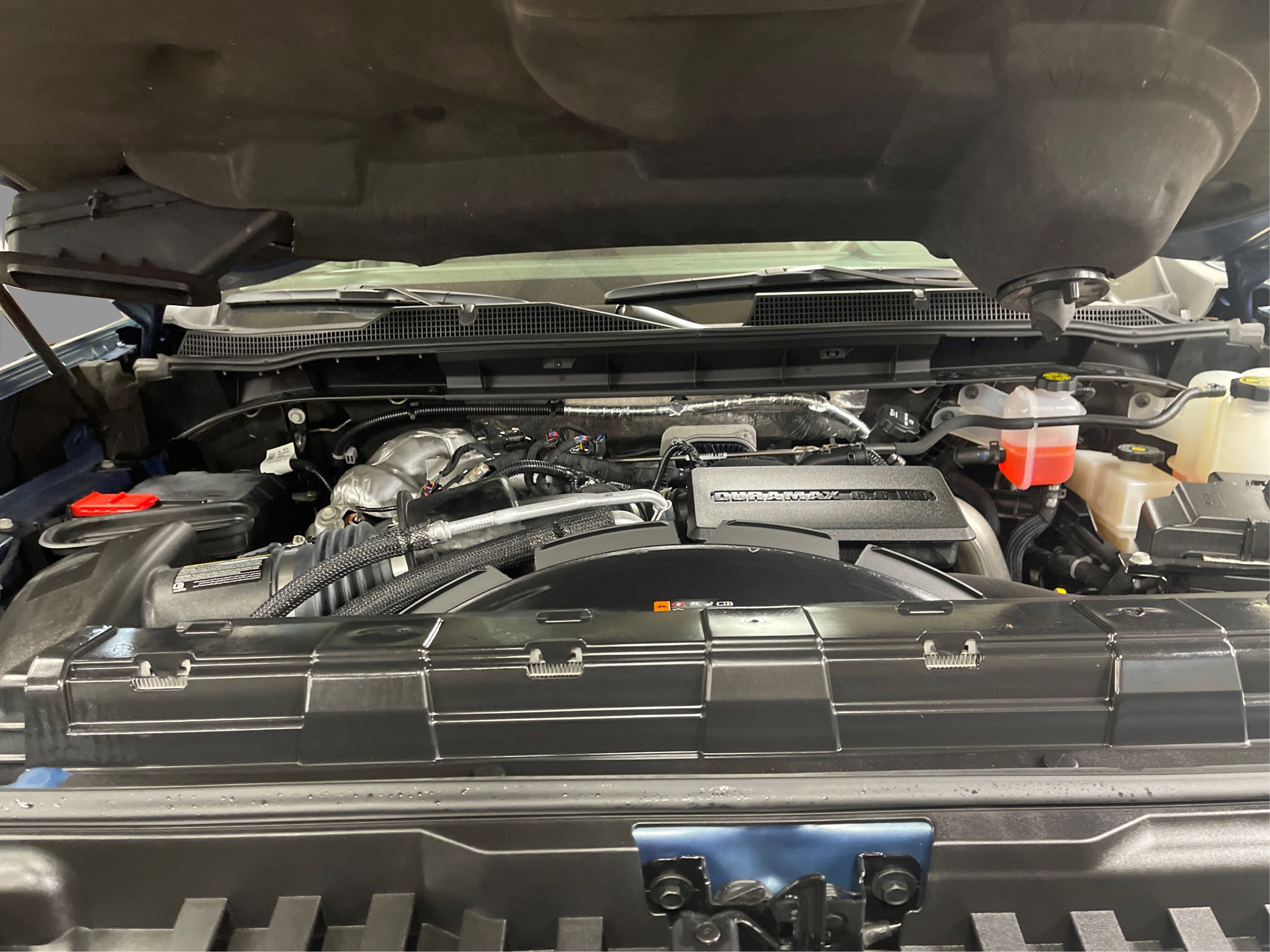 2024 Chevrolet Silverado 3500HD LT photo 8