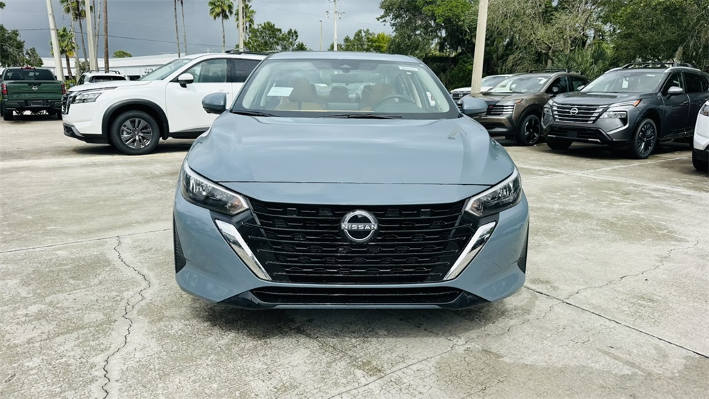 2025 Nissan Sentra SV photo 2