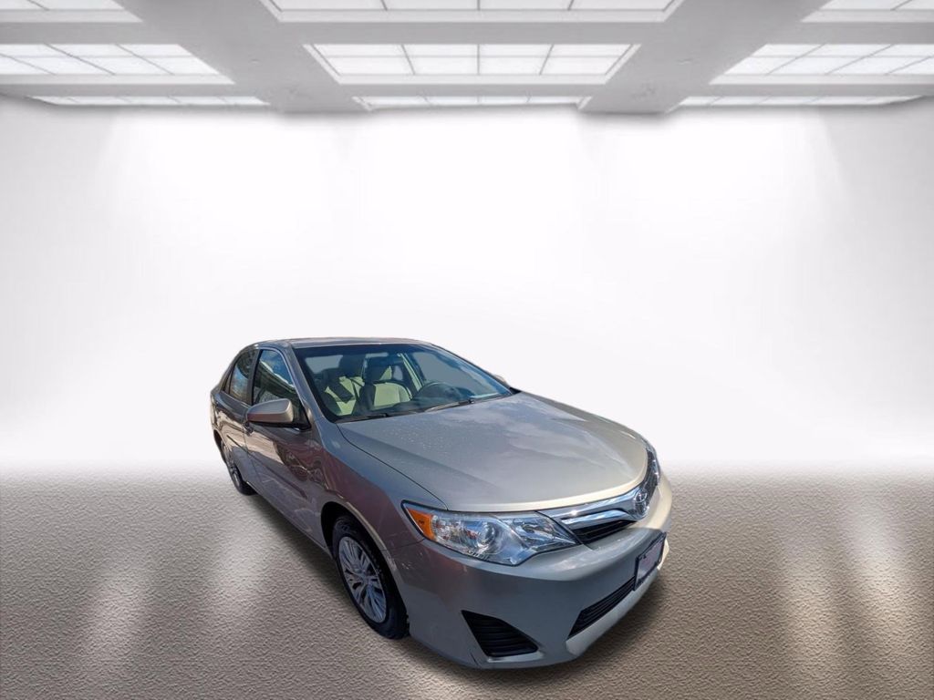 2013 Toyota Camry LE