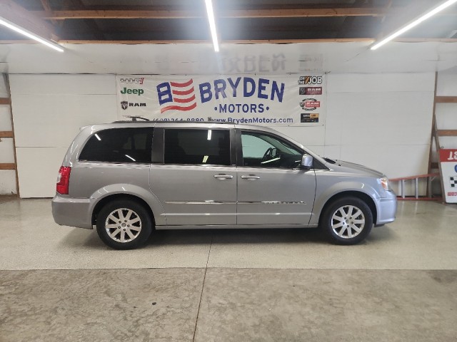 2014 Chrysler Town and Country Touring