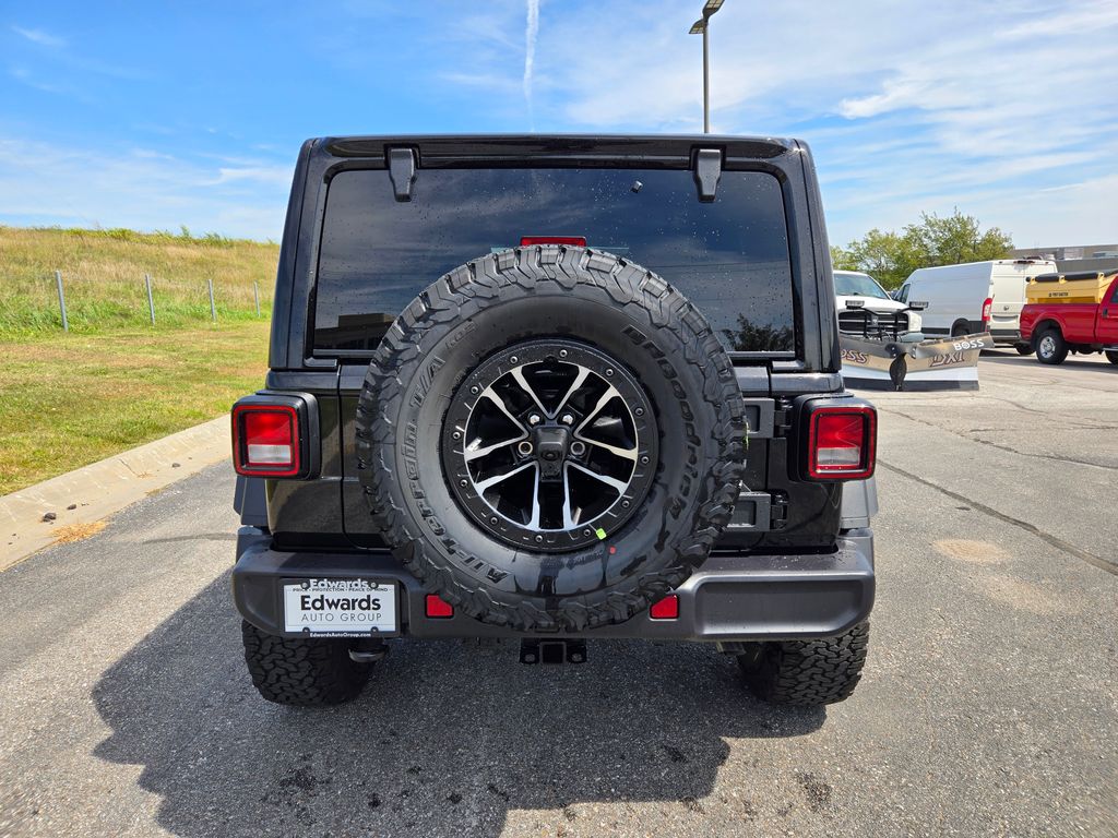 2025 Jeep Wrangler Willys photo 4