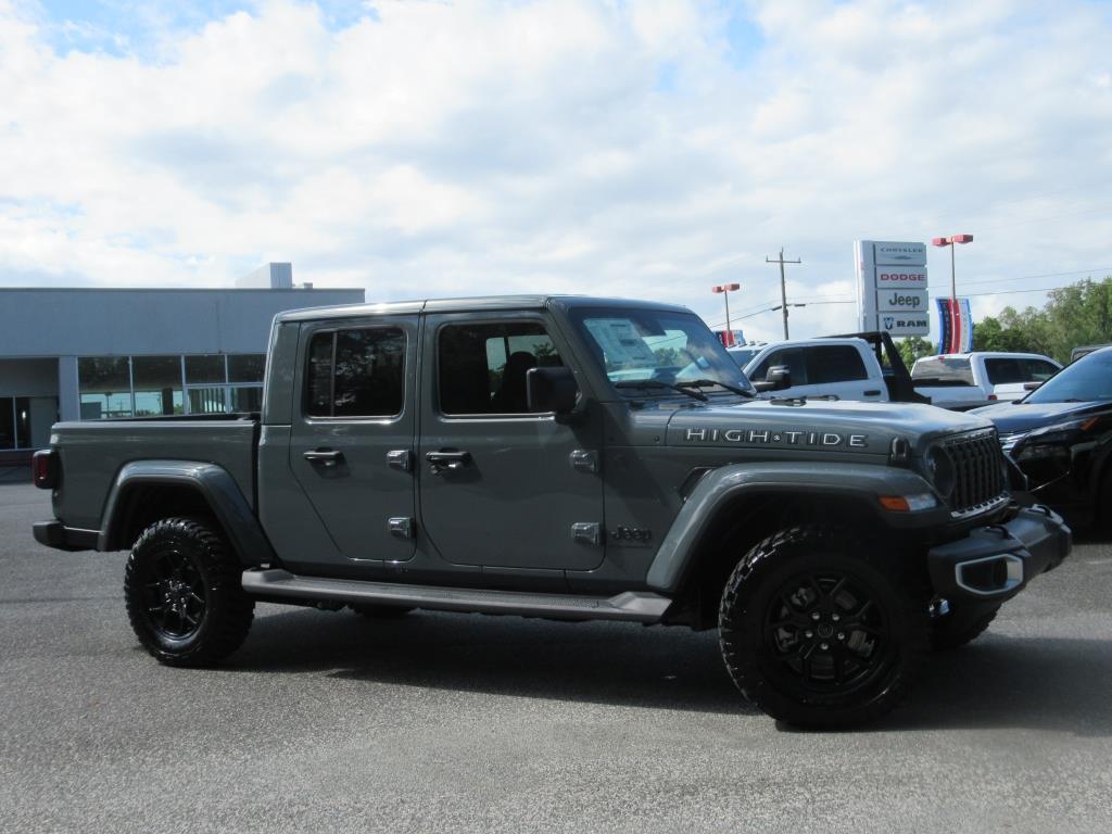 2025 Jeep Gladiator Sport photo 2