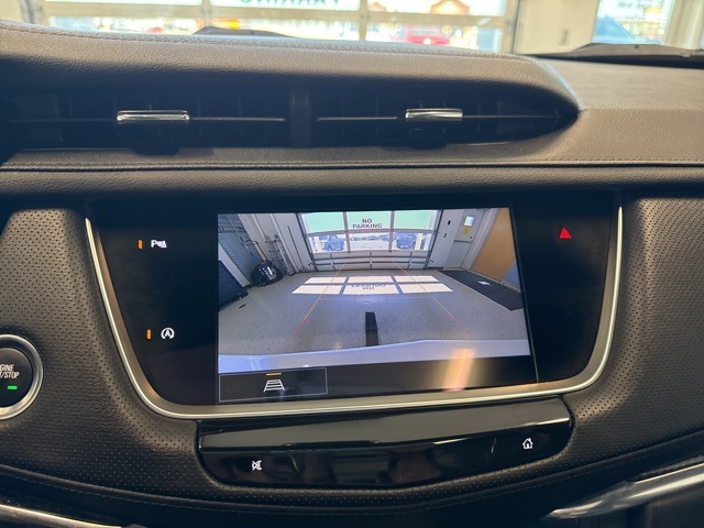 2023 Cadillac XT5 Sport photo 3