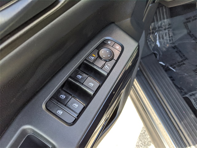 2023 Nissan Pathfinder SV photo 17