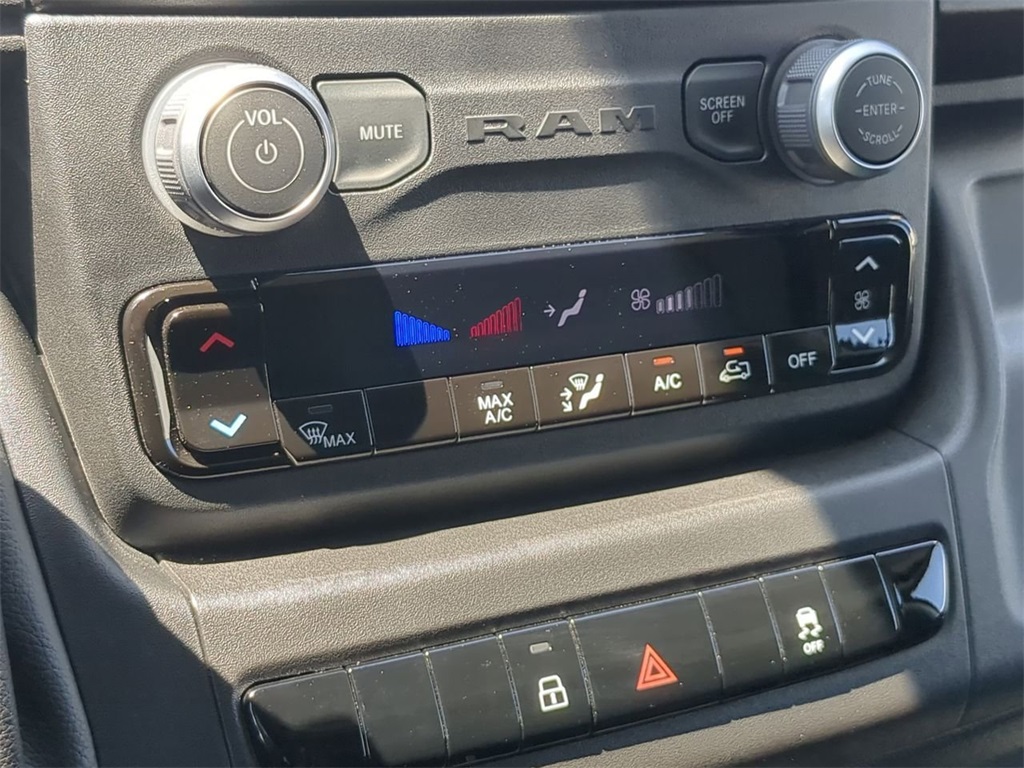 2025 Ram ProMaster 2500 photo 17