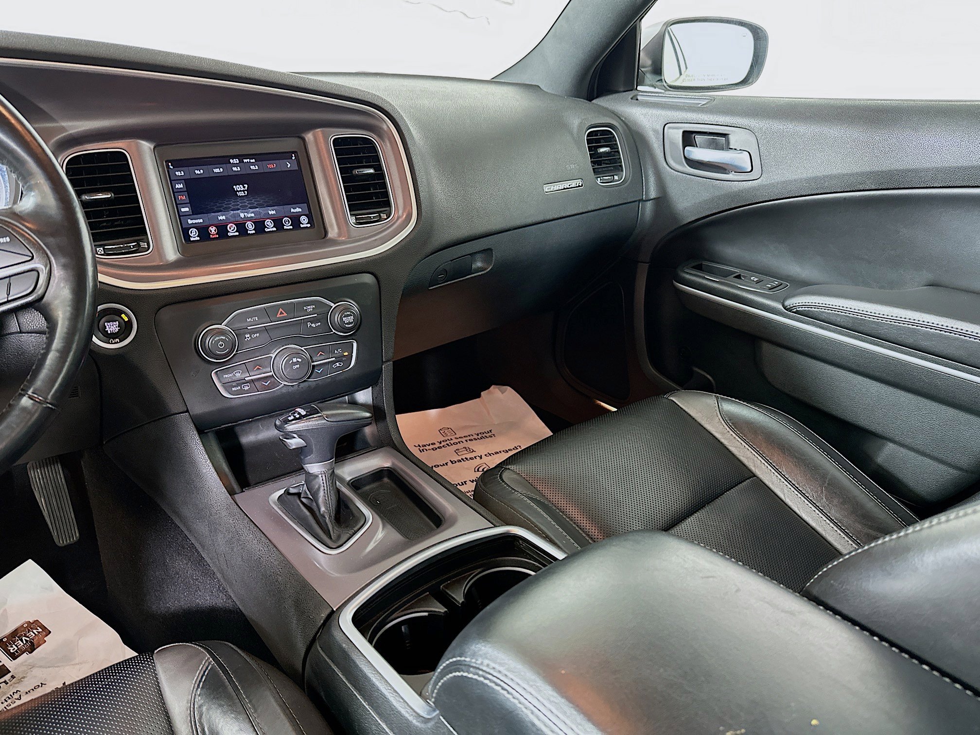 2022 Dodge Charger SXT photo 20
