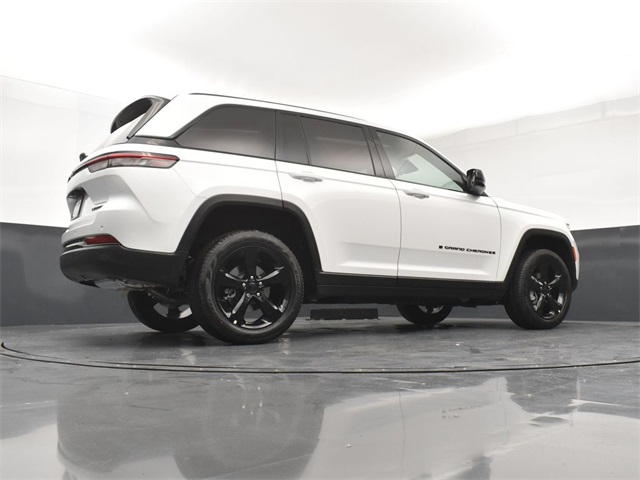 2025 Jeep Grand Cherokee Limited photo 23