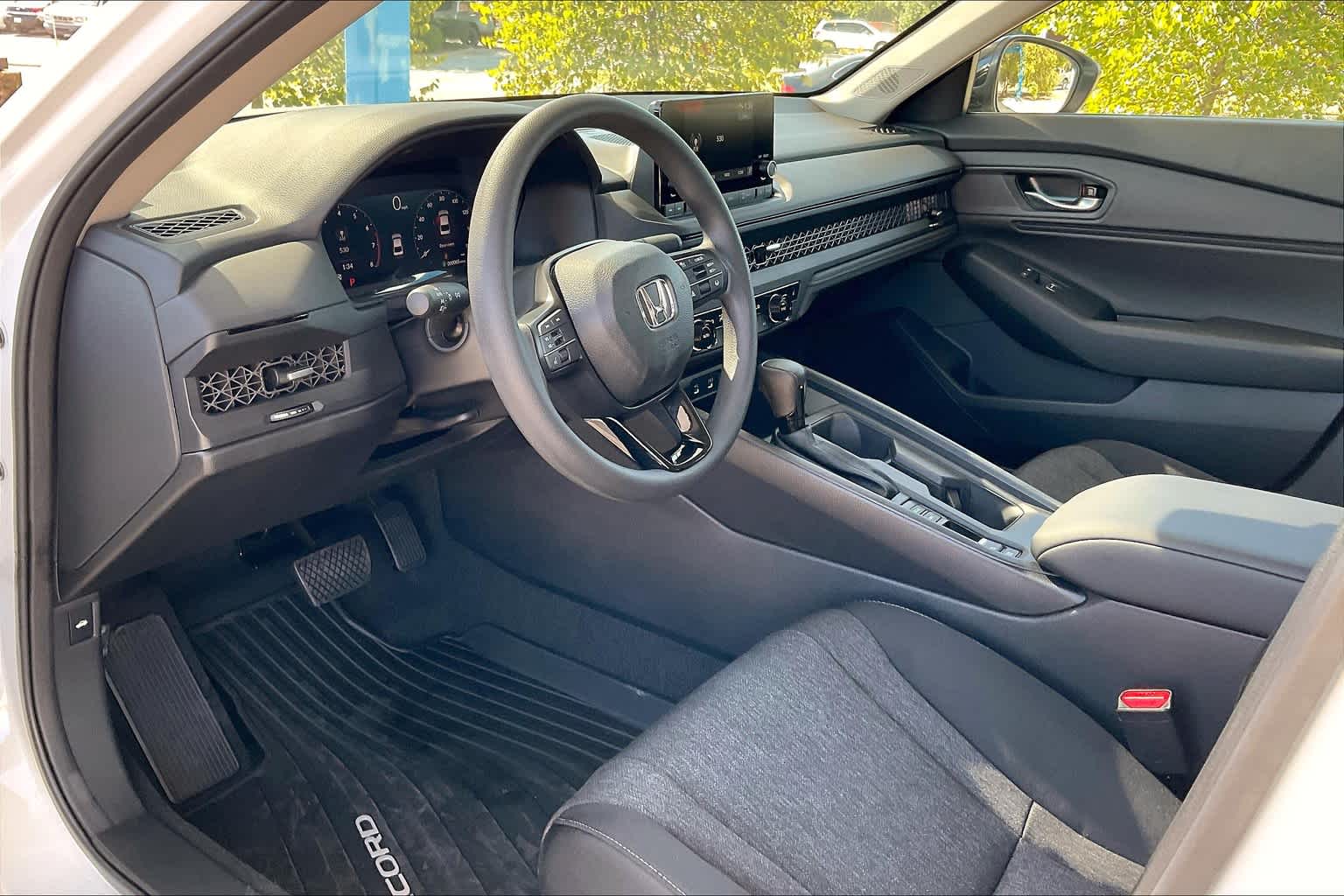 2025 Honda Accord SE photo 8