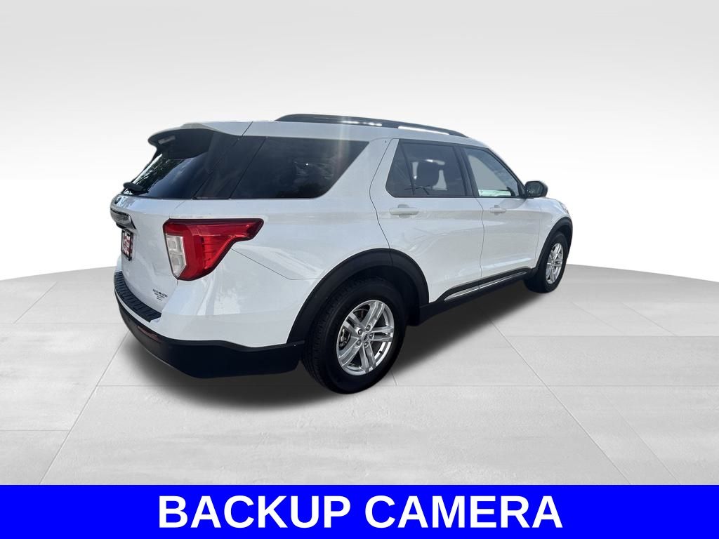 2023 Ford Explorer XLT photo 4