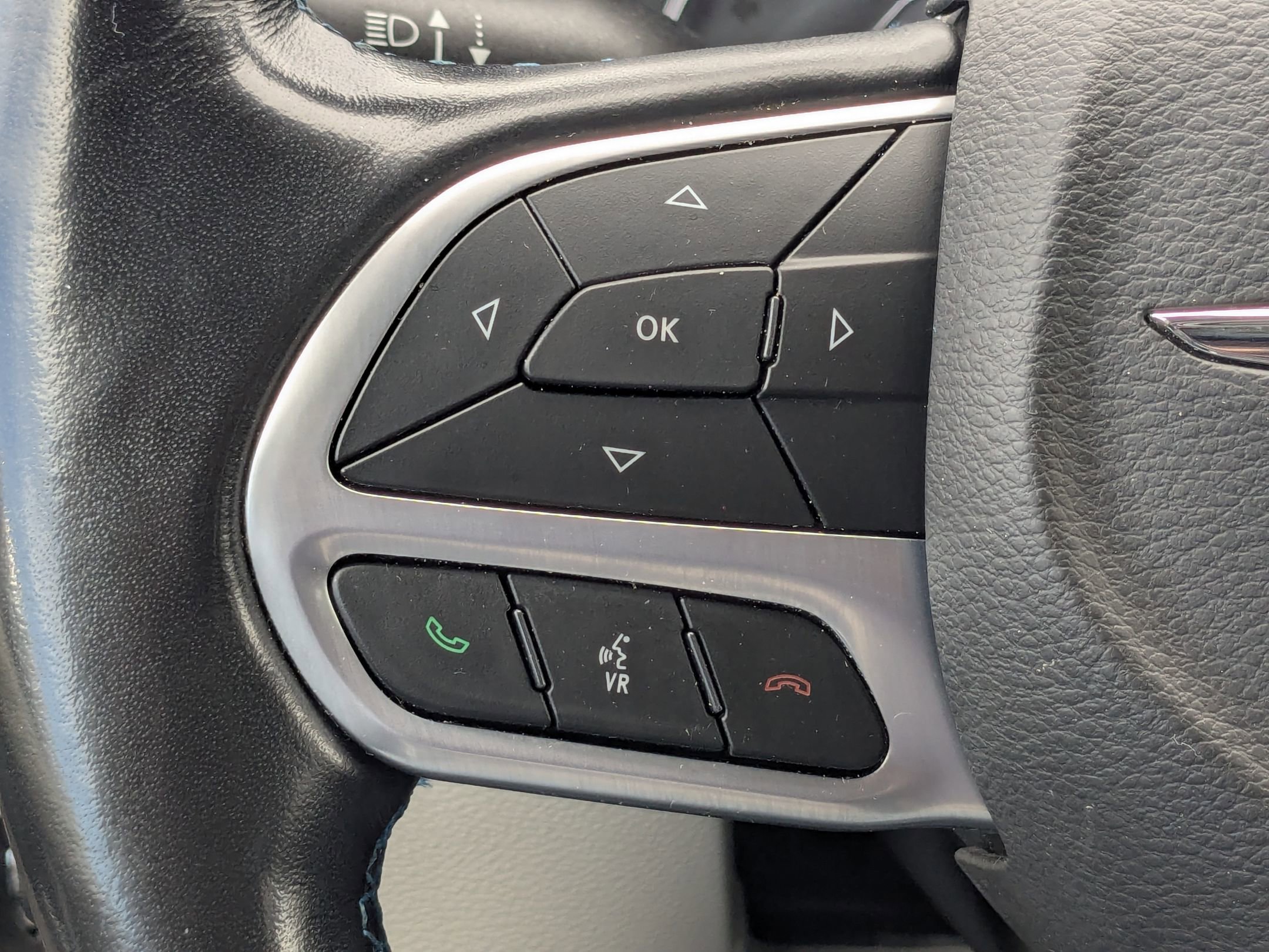 2021 Chrysler Pacifica Touring L photo 14