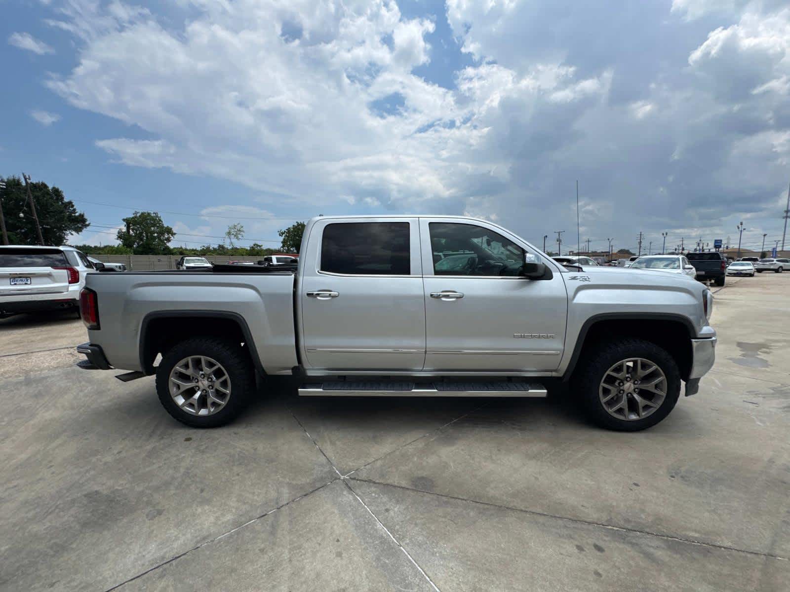 2018 Gmc Sierra 1500 SLT photo 8