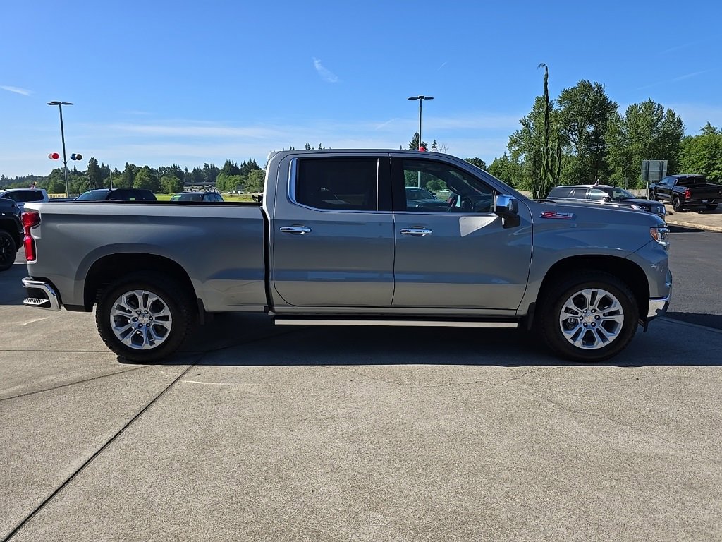 2025 Chevrolet Silverado 1500 LTZ photo 6