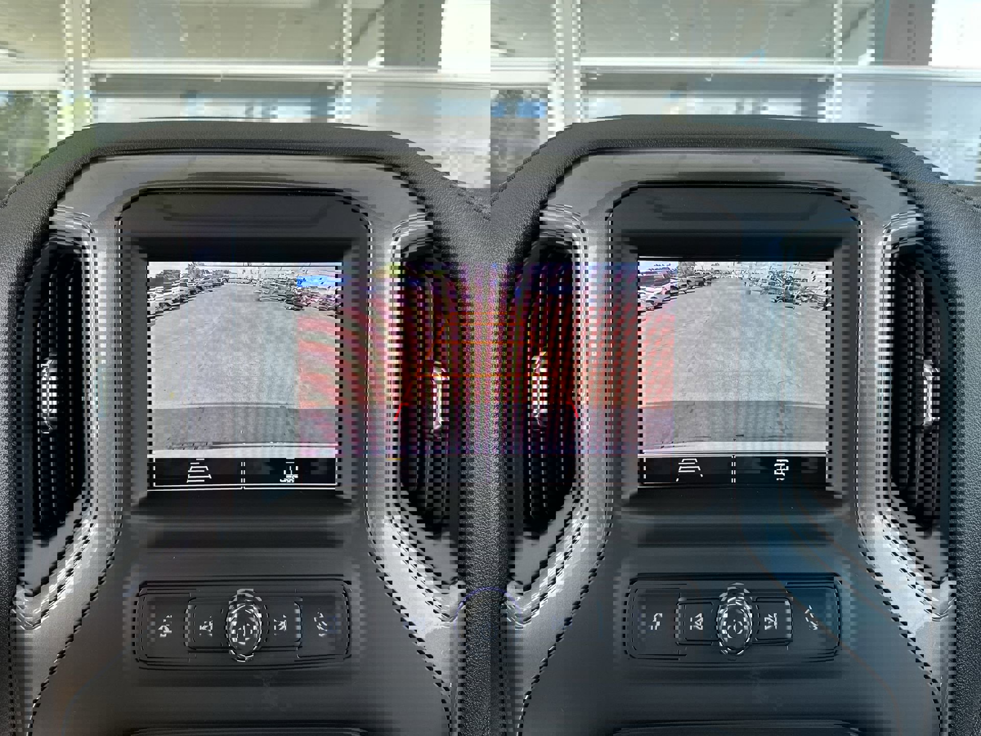 2025 Chevrolet Silverado 1500 Custom Trail Boss photo 13