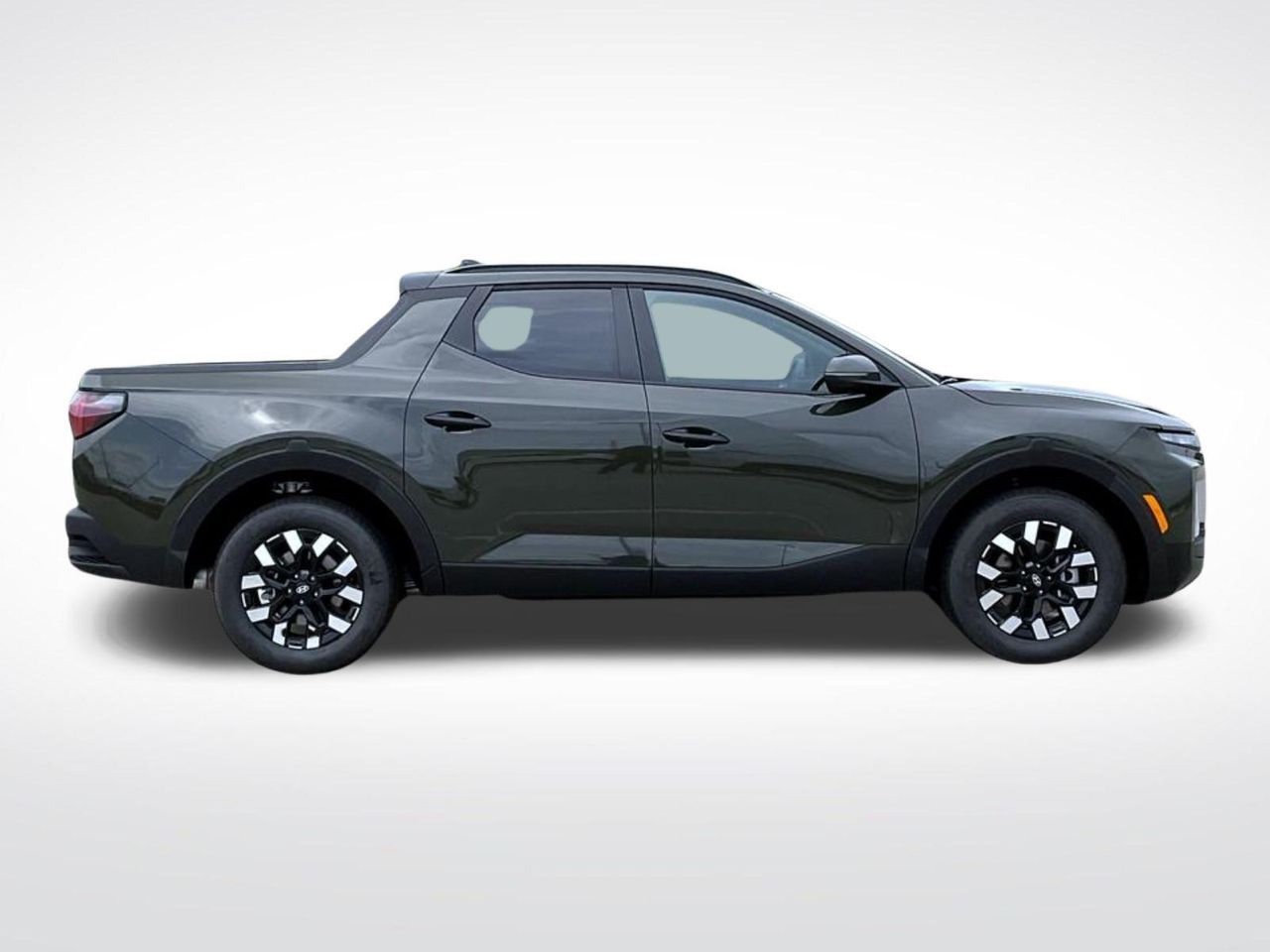 2025 Hyundai Santa Cruz SEL photo 2