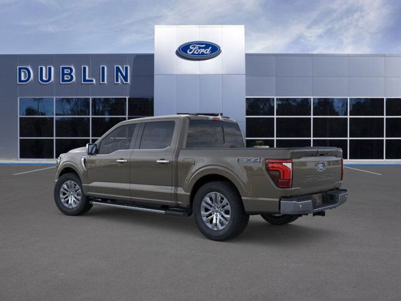 2025 Ford F-150 Lariat photo 4