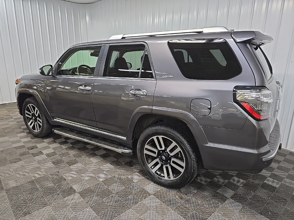 2021 Toyota 4Runner Limited photo 4
