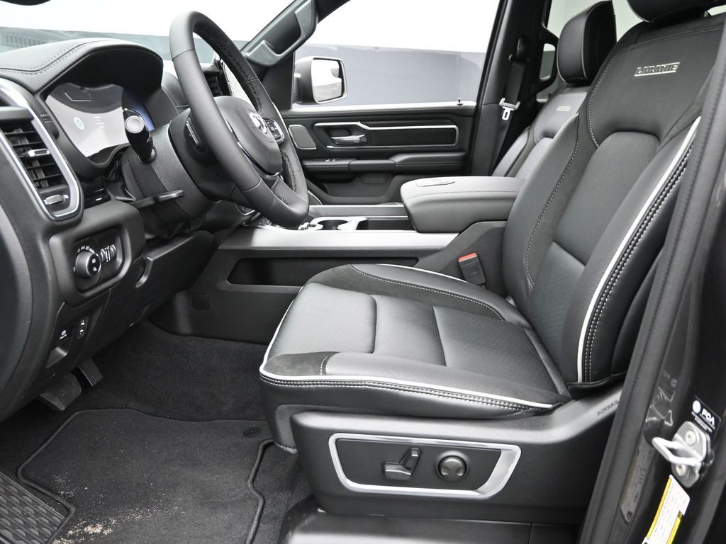 2026 Ram 1500 Laramie photo 12