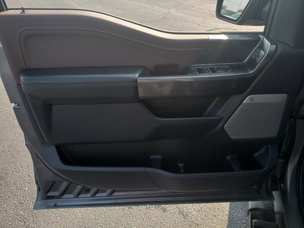 2022 Ford F-150 Lariat photo 9