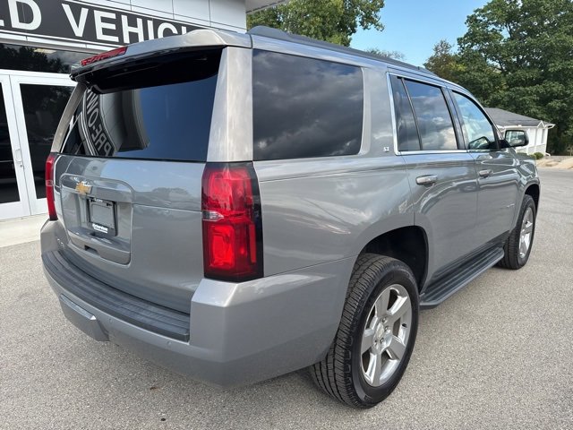 2018 Chevrolet Tahoe LT photo 2