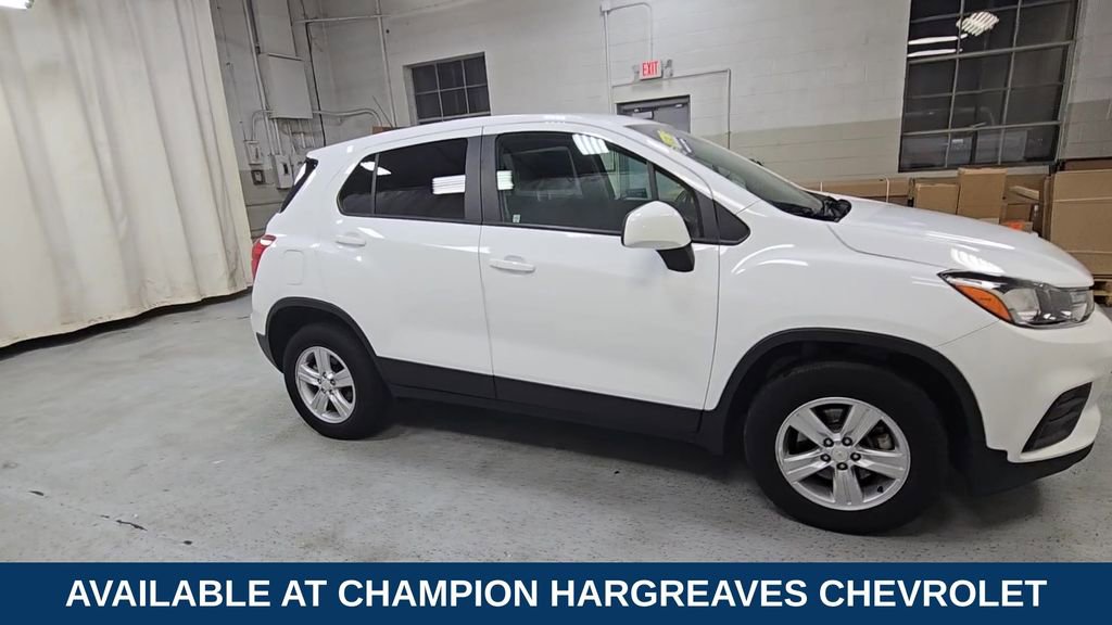 Used 2022 Chevrolet Trax LS with VIN KL7CJNSM4NB545635 for sale in Royal Oak, MI